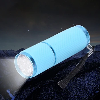 4 шт. Детский маленький фонарик на батарейках AAA, алюминиевый светодиодный фонарик, водонепроницаемый цветной фонарик IP65 для пеших прогулок, рыбалки