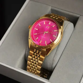 2024 Новые женские часы Модные часы Винтажные часы Золотые женские часы Стальной ремешок кварцевые часы с большим циферблатом